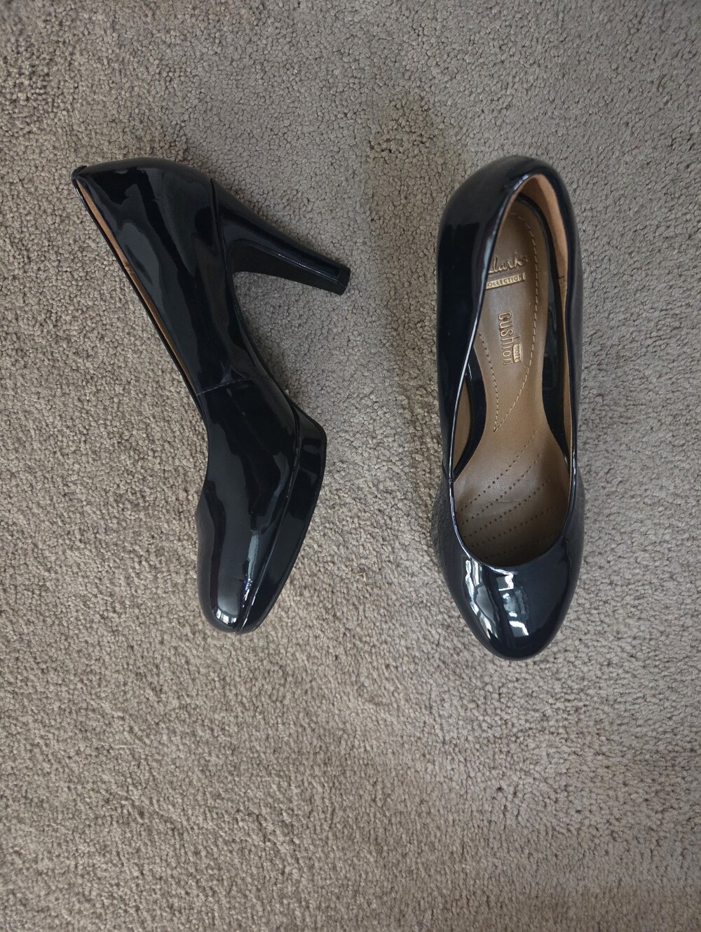 Clarks Navy Blue Patent High Heel Pumps Size 7